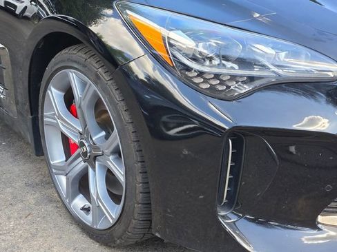 Used 2019 Kia Stinger GT1 RWD image 4