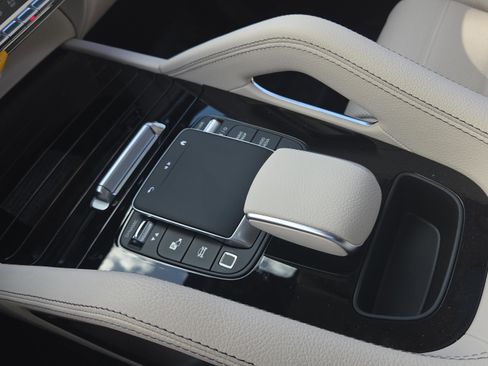 New 2026 Mercedes-Benz GLE 450 4MATIC image 18