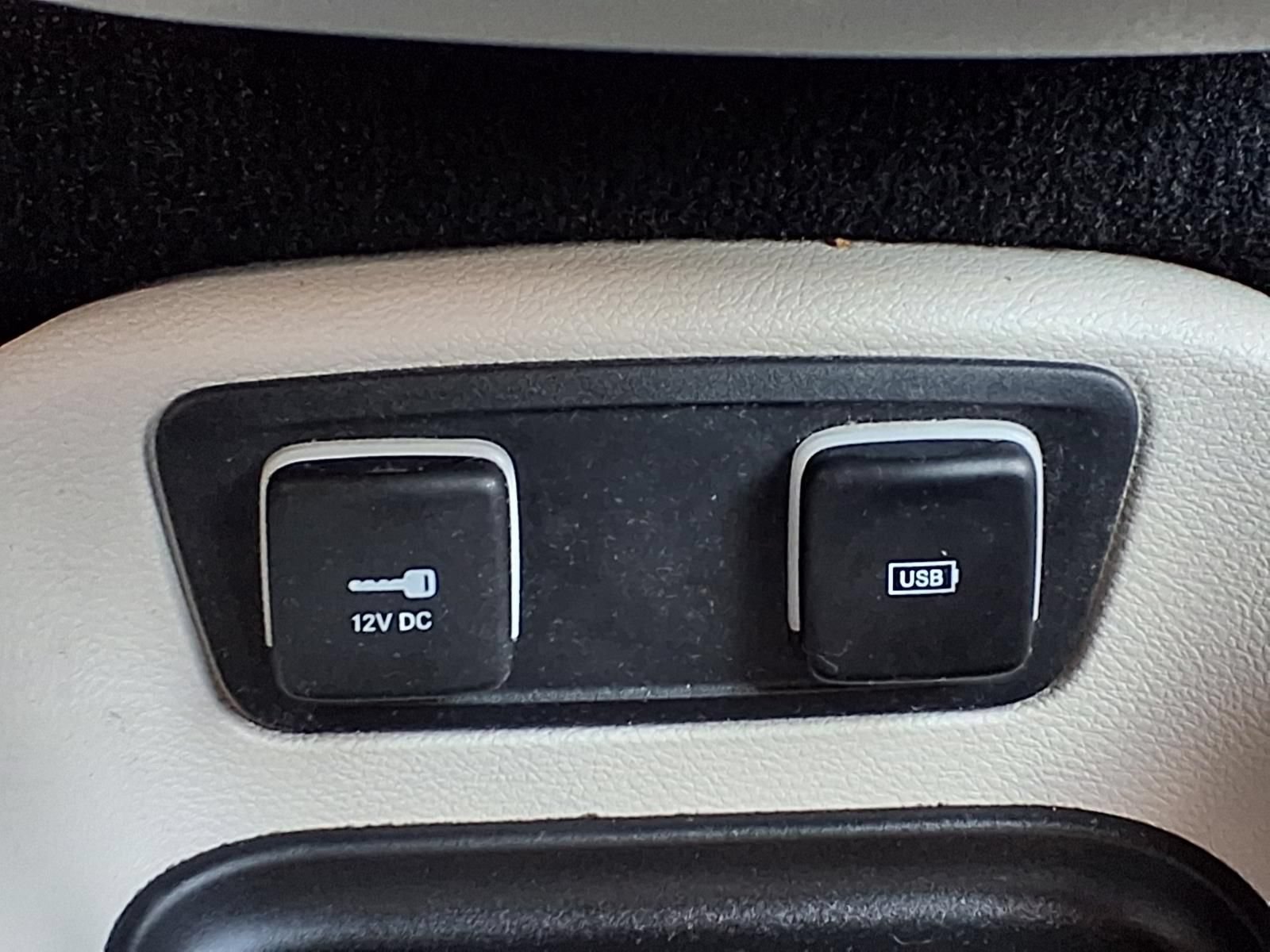 Used 2018 Chrysler Pacifica Touring-L w/ Advanced Safetytec Group FWD image 23