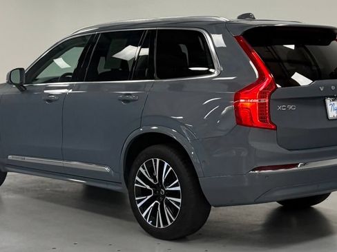 Used 2023 Volvo XC90 T8 Plus AWD/4WD image 4