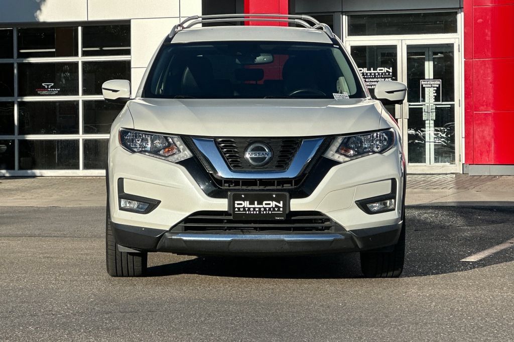 Used 2020 Nissan Rogue SL FWD image 12