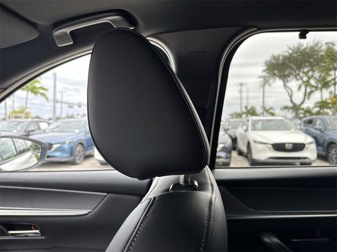 Used 2025 MAZDA CX-70 3.3 Turbo S w/ Premium Package image 17