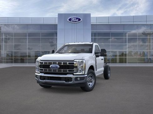 New 2026 Ford F350 XL w/ XL Chrome Package image 24