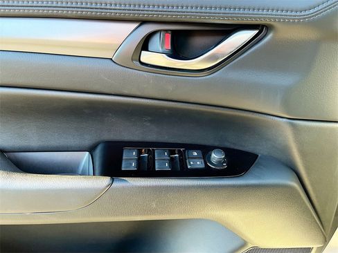 Used 2025 MAZDA CX-5 AWD 2.5 S w/ Preferred Package image 17