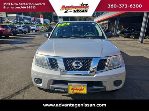 Used 2019 Nissan Frontier SV image 8