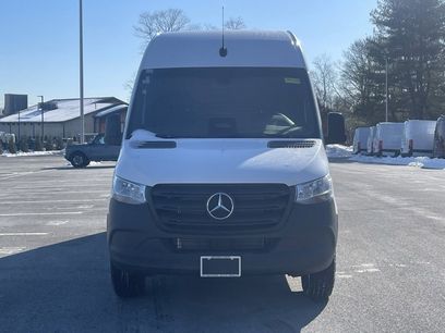 New 2025 Mercedes-Benz Sprinter 2500