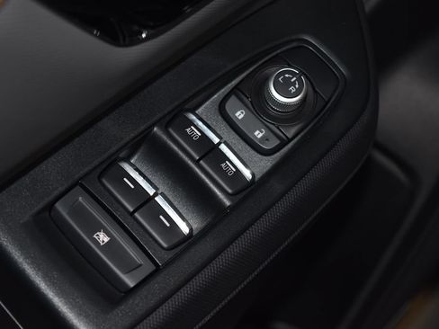Used 2025 Subaru Forester Sport AWD/4WD image 5