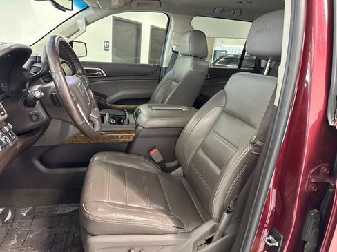 Used 2017 GMC Yukon Denali AWD/4WD image 19