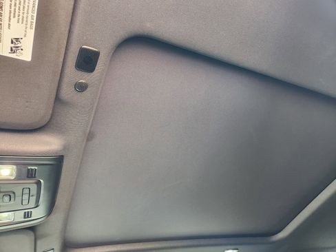 Used 2023 Chevrolet Tahoe Premier RWD image 24