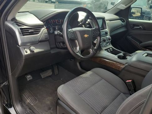 Used 2019 Chevrolet Tahoe LS RWD image 16
