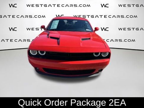 Used 2022 Dodge Challenger SXT w/ Driver Convenience Group image 2