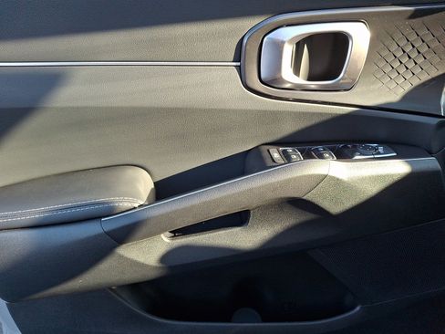 New 2026 Kia Sorento S image 6