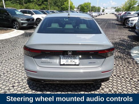 Used 2025 Honda Accord EX-L image 7
