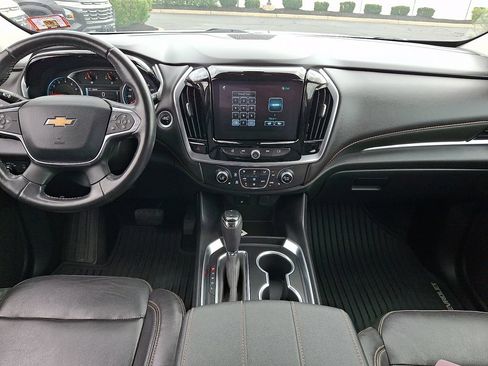 Used 2019 Chevrolet Traverse LT FWD image 16