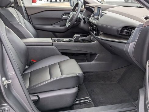 Used 2022 Nissan Rogue SV w/ SV Premium Package AWD/4WD image 28