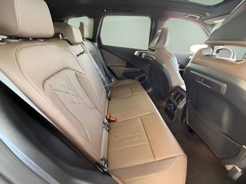 Used 2026 BMW X3 xDrive30 w/ M Sport Package image 27