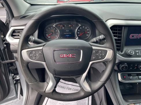 Used 2023 GMC Acadia SLE w/ Driver Convenience Package FWD image 13