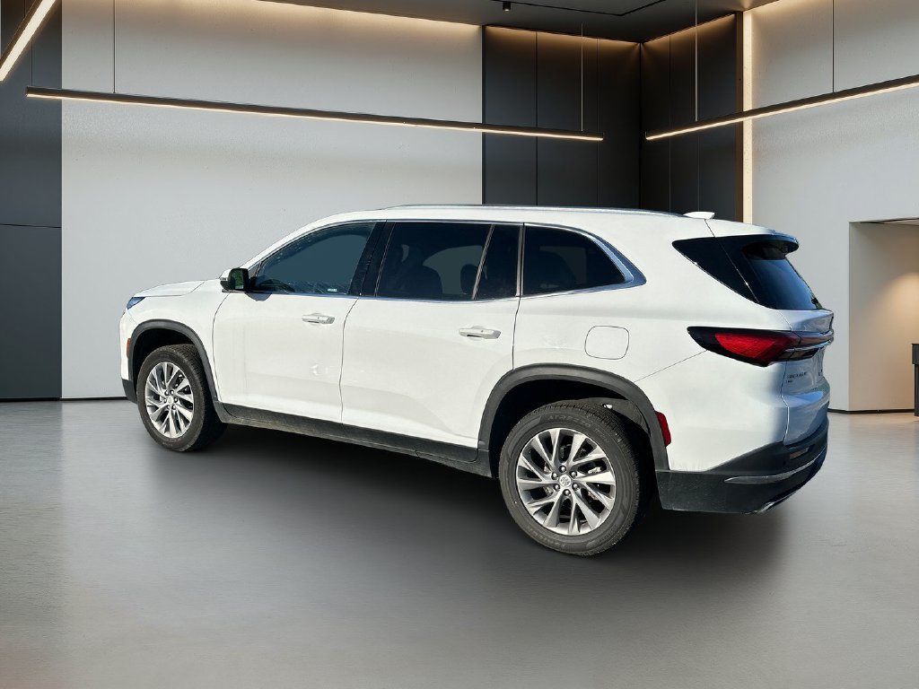 Used 2025 Buick Enclave Preferred AWD/4WD image 3