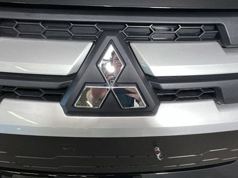 Used 2025 Mitsubishi Outlander Sport ES AWD/4WD image 8