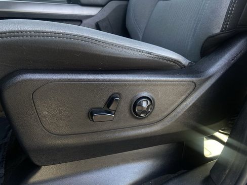 Used 2020 RAM 1500 Big Horn image 11