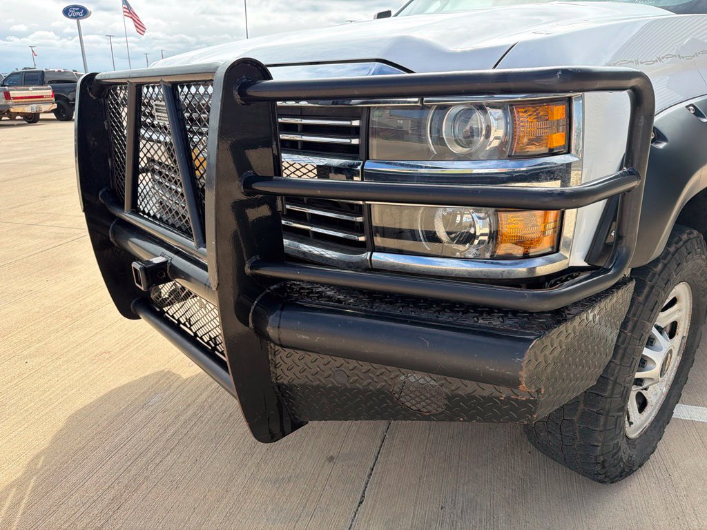 Used 2015 Chevrolet Silverado 3500 W/T w/ WT Convenience Package AWD/4WD image 13