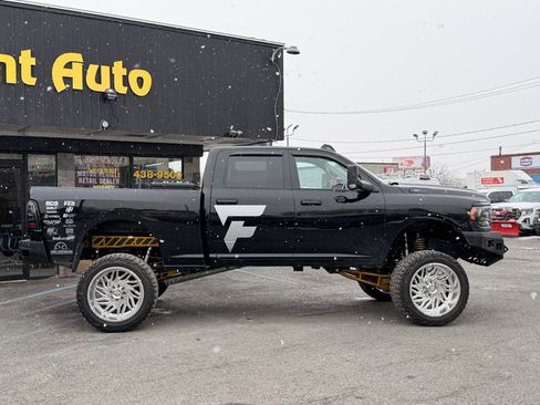 Used 2020 RAM 2500 Big Horn w/ Level 1 Equipment Group image 14