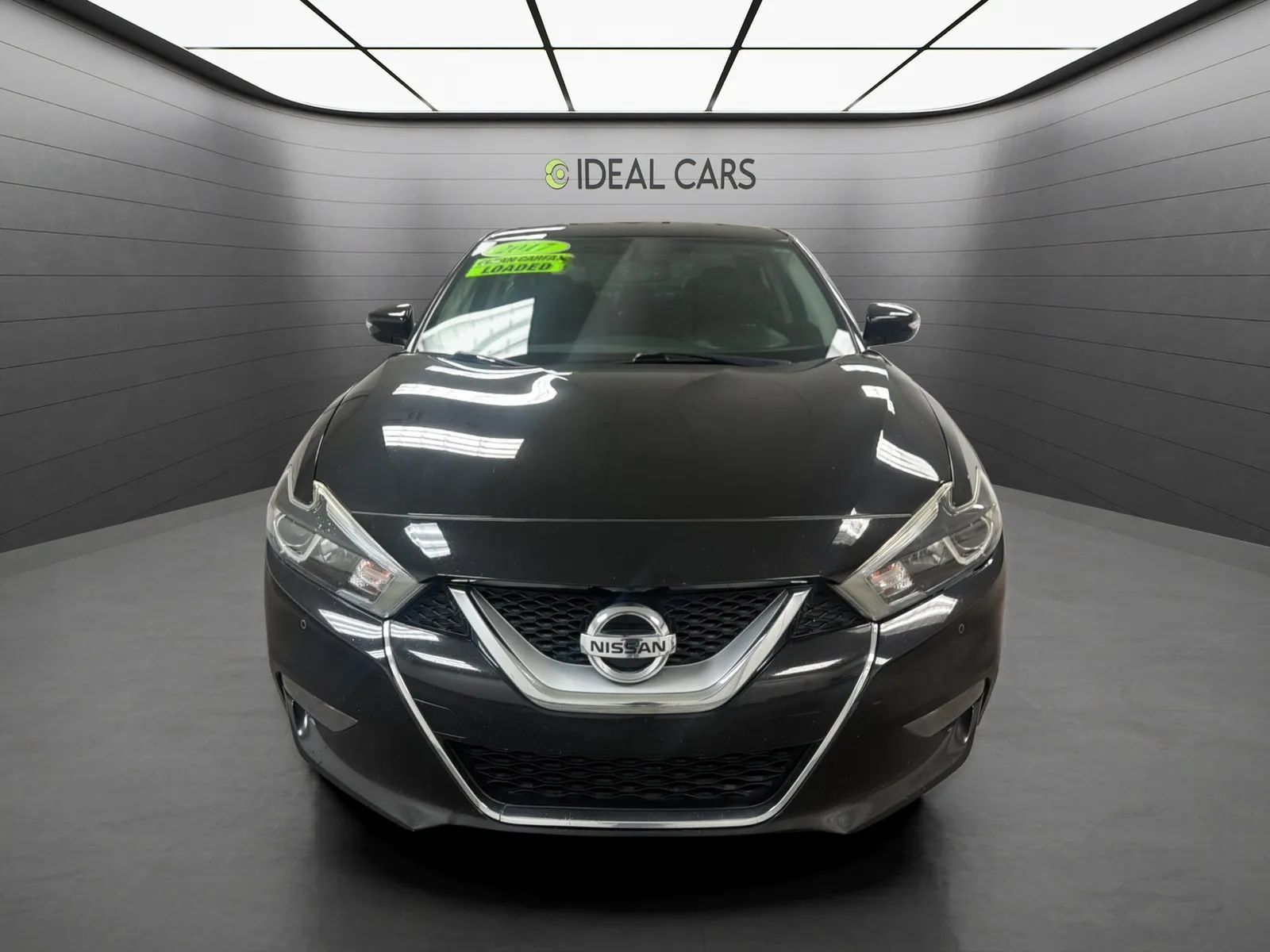 Used 2017 Nissan Maxima SR w/ Midnight Edition FWD image 2