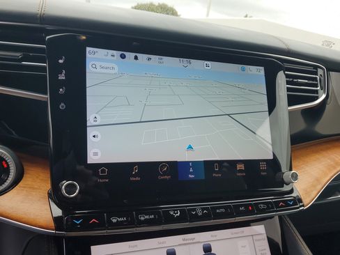 Used 2022 Jeep Grand Wagoneer Series II w/ Convenience Group III image 10