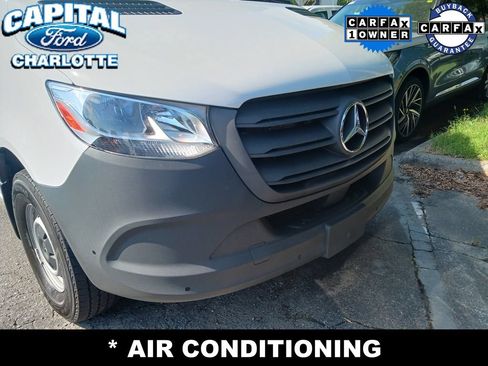 Used 2025 Mercedes-Benz Sprinter 2500 image 6