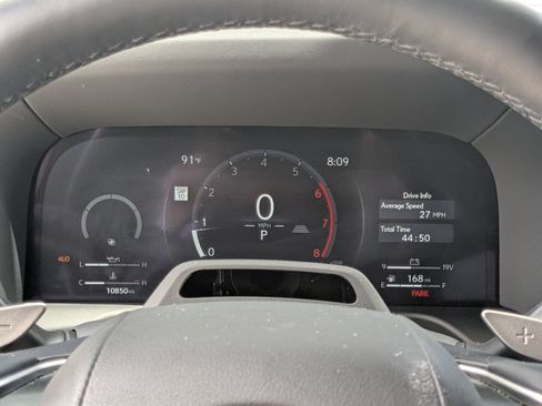 Used 2025 Lexus GX 550 w/ Accessory Package (CT) AWD/4WD image 10