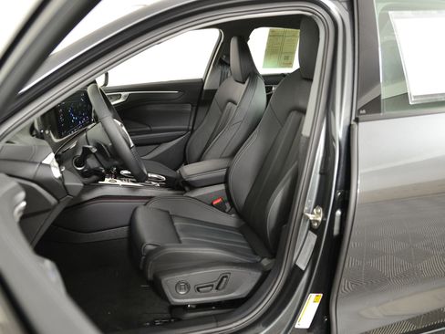 New 2026 Audi A6 Premium Plus image 4