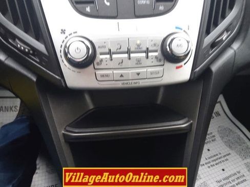 Used 2017 Chevrolet Equinox LT w/ Convenience Package image 31