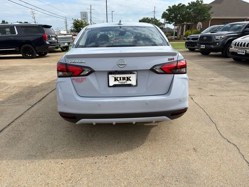 Used 2025 Nissan Versa SR w/ Trunk Package FWD image 4