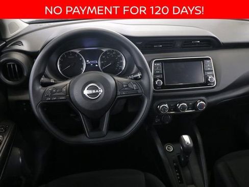 New 2025 Nissan Kicks Play S image 11