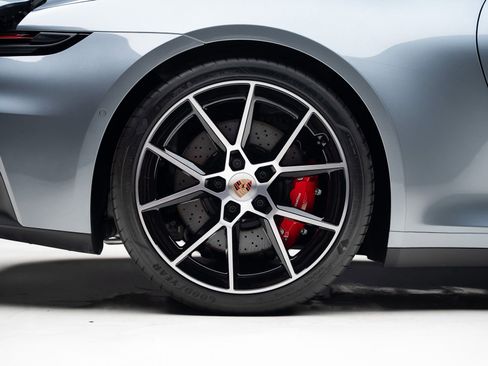 Used 2026 Porsche 911 Targa 4S image 41