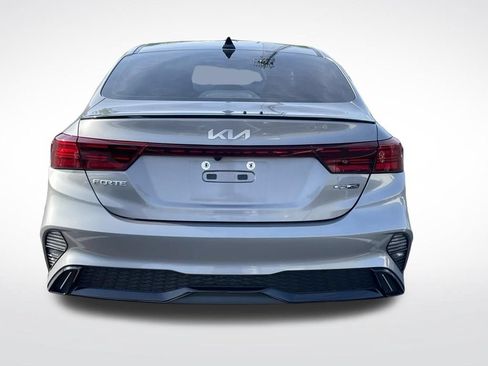 Used 2024 Kia Forte GT-Line w/ GT-Line Premium Package FWD image 4