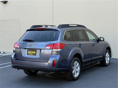 Used 2014 Subaru Outback 2.5i Limited w/ Moonroof Package AWD/4WD image 6
