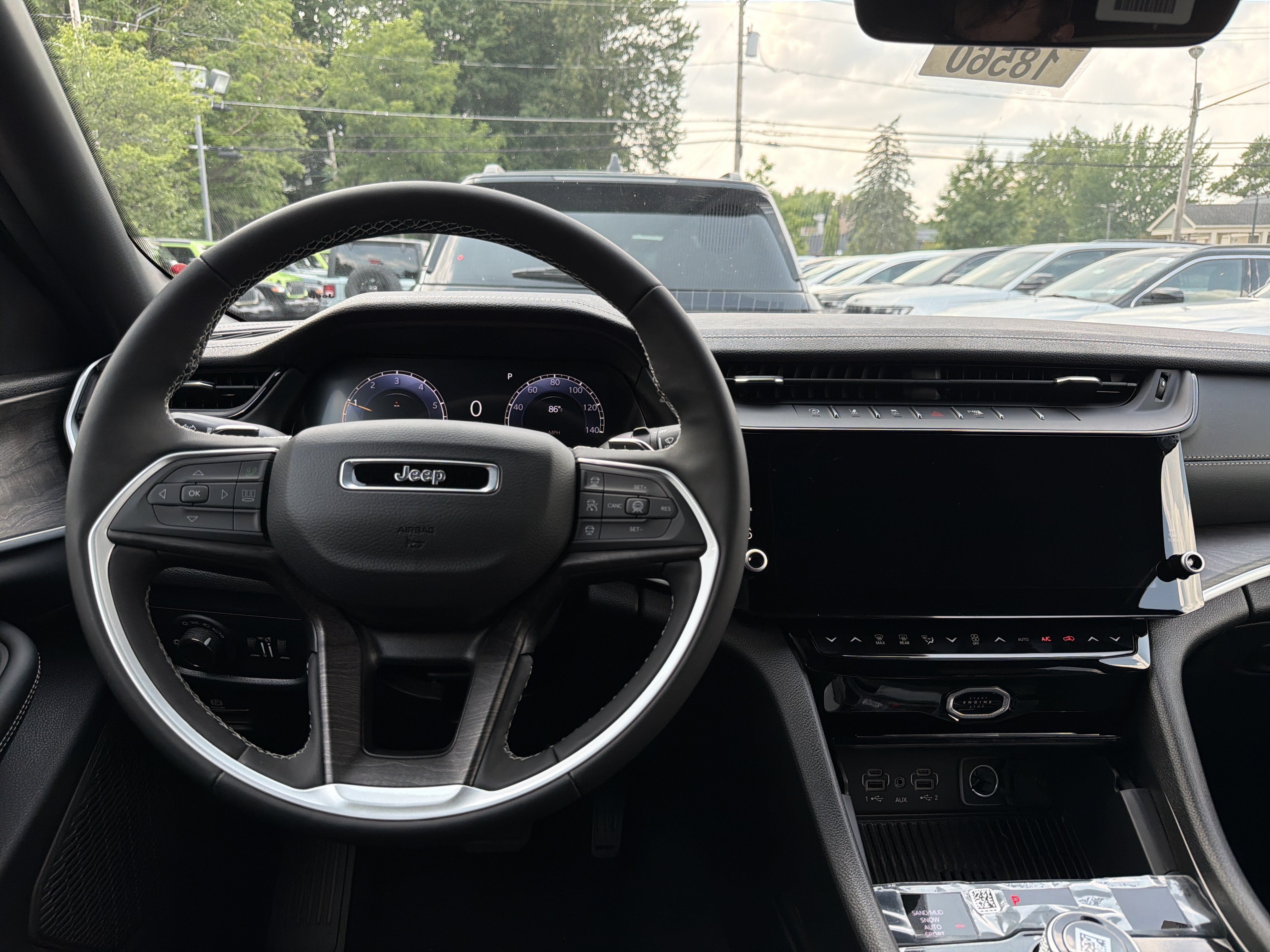 New 2026 Jeep Grand Cherokee L 4WD image 12