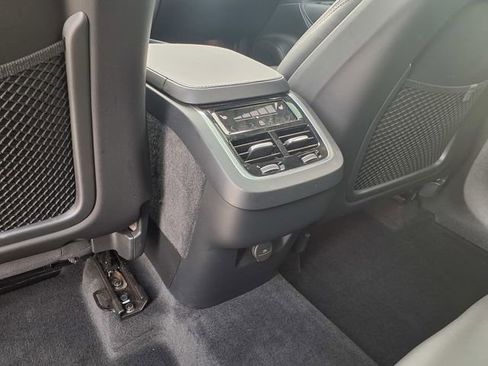 Certified 2023 Volvo XC90 B6 Ultimate w/ Protection Package Premier AWD/4WD image 21
