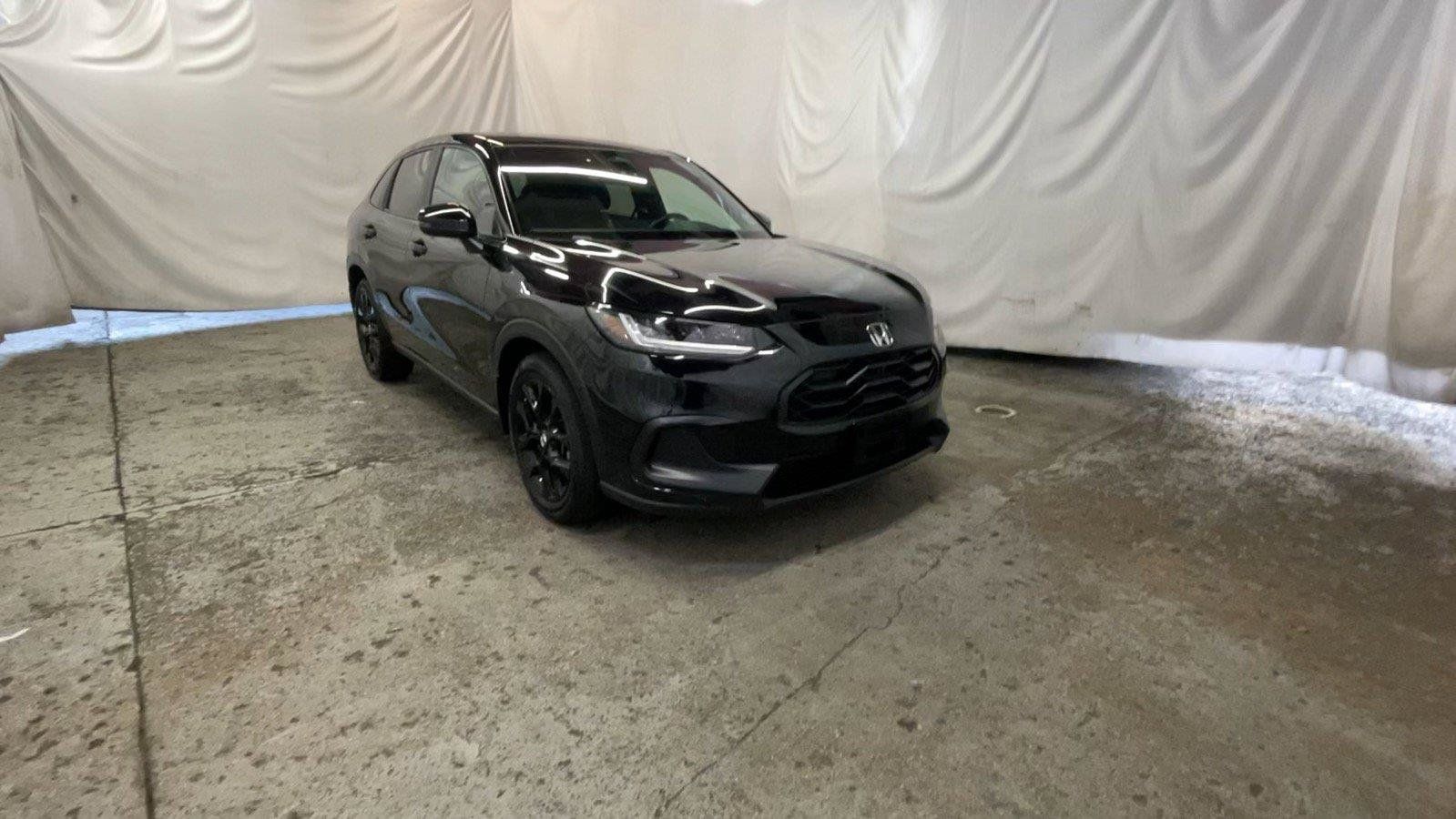 Certified 2024 Honda HR-V Sport image 1