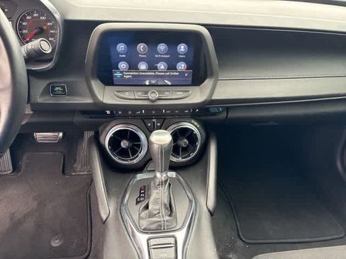 Used 2021 Chevrolet Camaro LT w/ Technology Package image 21