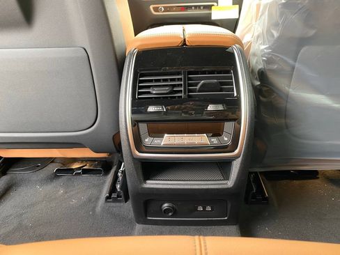 New 2026 BMW X5 xDrive40i w/ Premium Package AWD/4WD image 8
