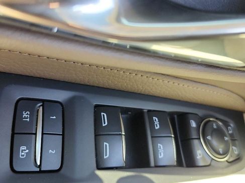 Used 2024 GMC Yukon Denali image 23