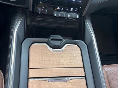 Used 2021 RAM 1500 Limited image 32