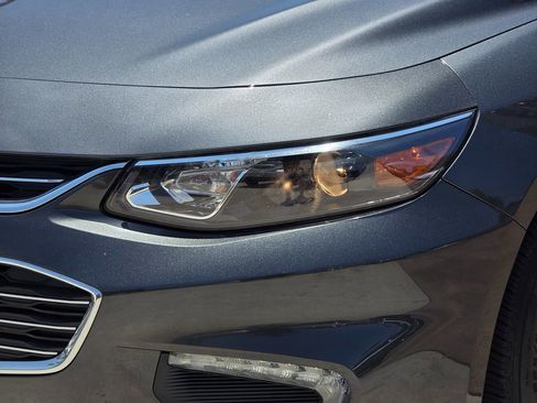 Used 2018 Chevrolet Malibu Hybrid FWD image 6