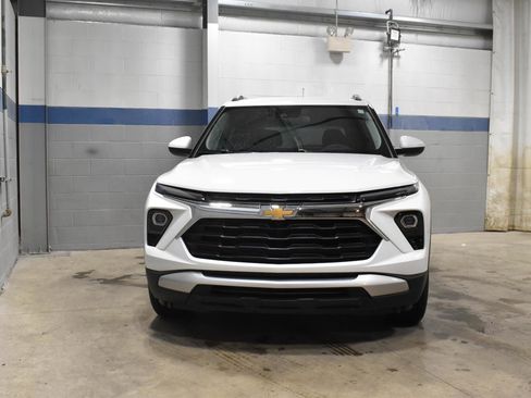 Used 2024 Chevrolet TrailBlazer LT w/ Driver Confidence Package FWD image 29