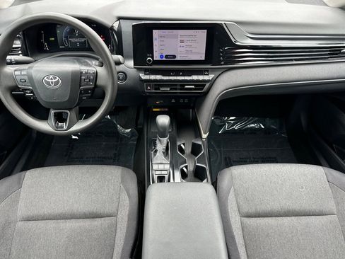 Certified 2025 Toyota Camry LE FWD image 14