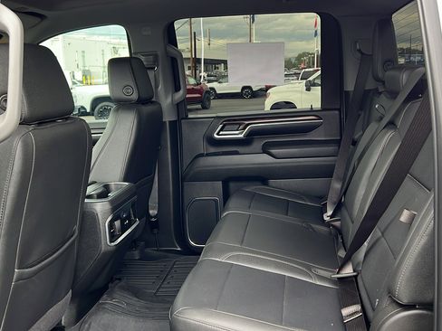 Certified 2024 GMC Sierra 2500 SLT w/ SLT Convenience Package AWD/4WD image 16