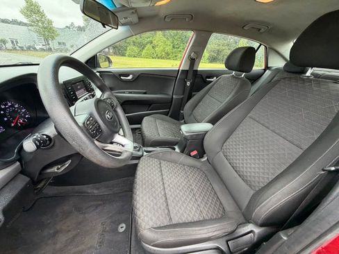 Used 2018 Kia Rio S FWD image 9
