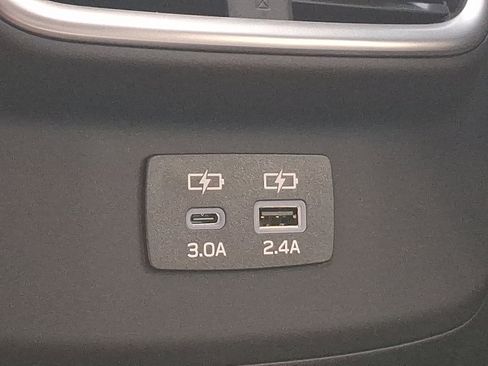 Certified 2025 Subaru Outback Premium w/ Popular Package #1A image 39